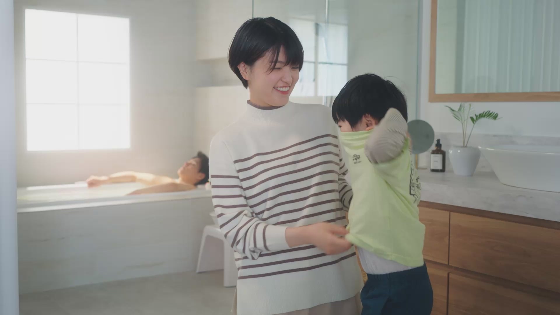 浴室テレビ ミラレル mirarel GoogleTV搭載 16MBTW+ – mirarel